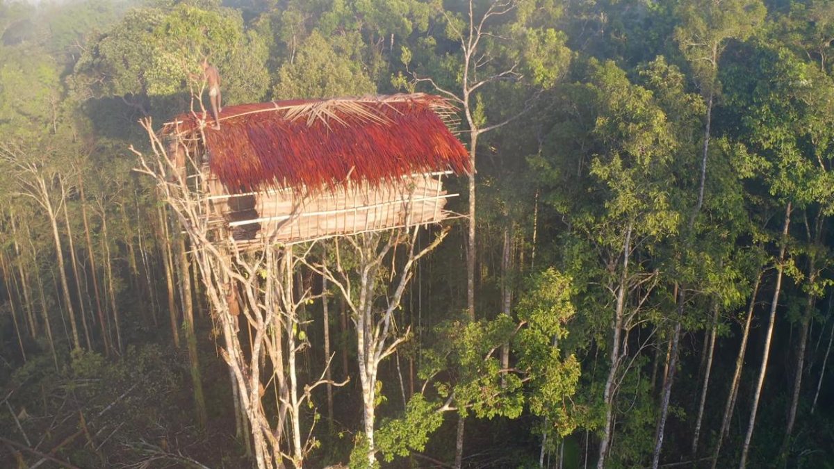 Conheça o povo que constrói suas casas da altura de um prédio