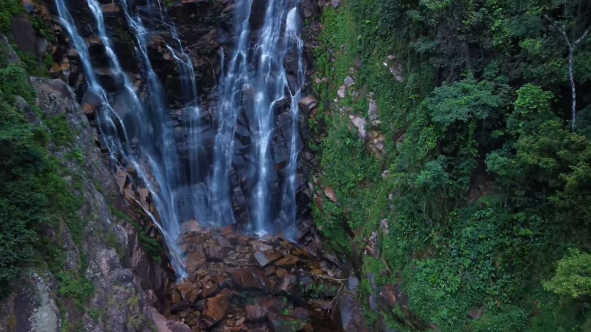 Cachoeira da Água Branca em Ubatuba é a maior queda d'água de São Paulo