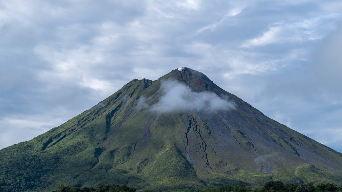 As principais atividades registradas ocorreram durante a Era Mesozoica, entre 200 e 60 milhões de anos atrás