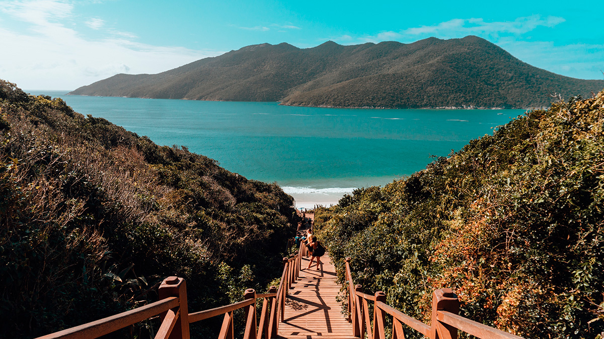 A pesquisa revelou não apenas os destinos mais procurados, como também as nacionalidades que mais demonstraram interesse pelo Brasil.