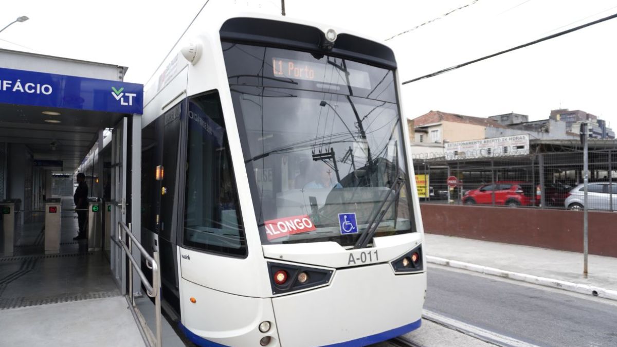 Nova fase do VLT começa a cobrar tarifa dos passageiros nesta terça-feira