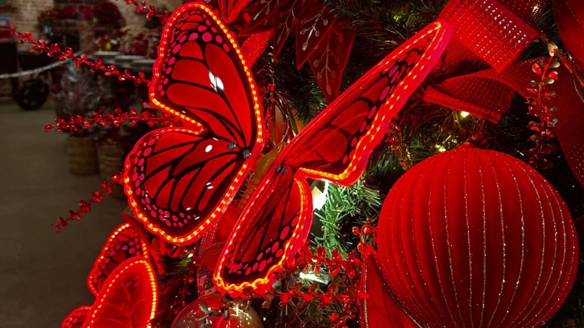 Essa decoração é é perfeita para arranjos natalinos de casas pequenas ou grandes