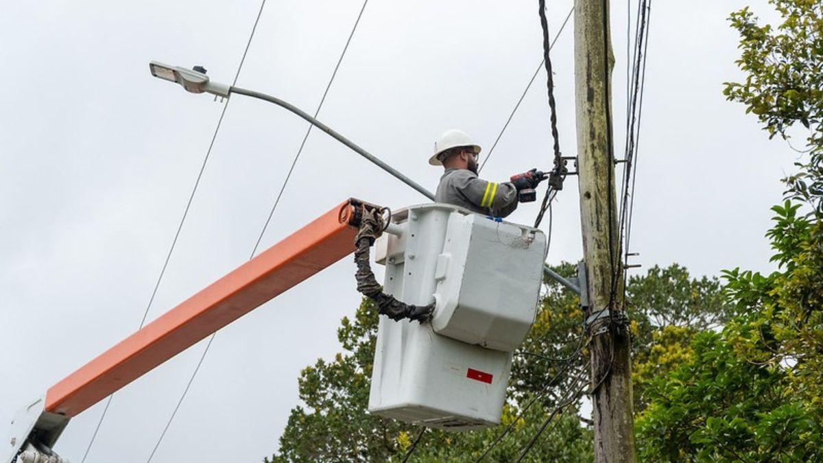A modernização da iluminação pública avança em Bertioga