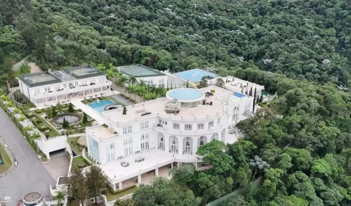 A grandiosidade da obra levou estimativas de que o valor do imóvel se aproxima de R$ 1 bilhão