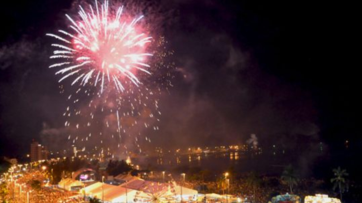 Serão 15 minutos ininterruptos de luzes no Píer do Casqueiro