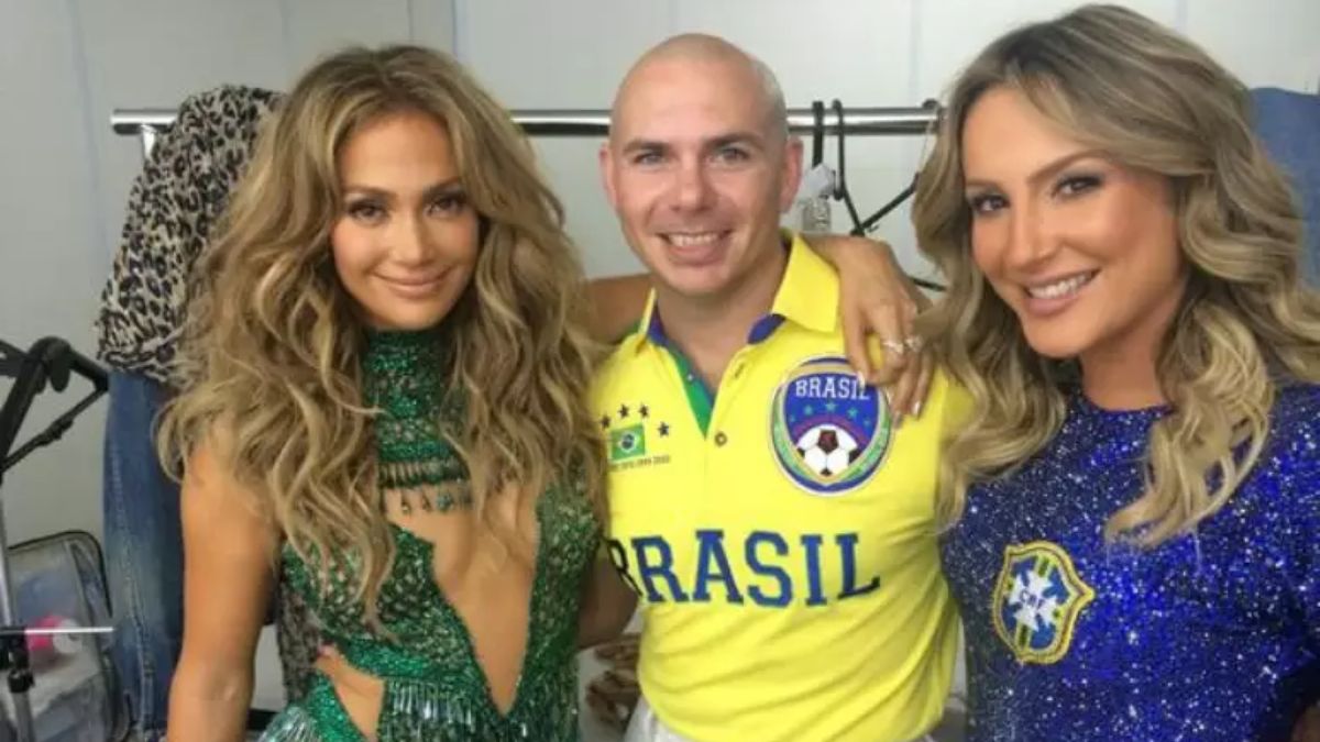 A cerimônia de abertura da Copa do Mundo de 2014 foi totalmente detonada nas redes sociais