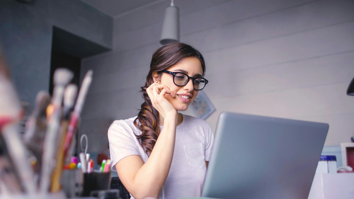 Empresas testam novo formato e repensam métricas de produtividade em um mundo cada vez mais conectado