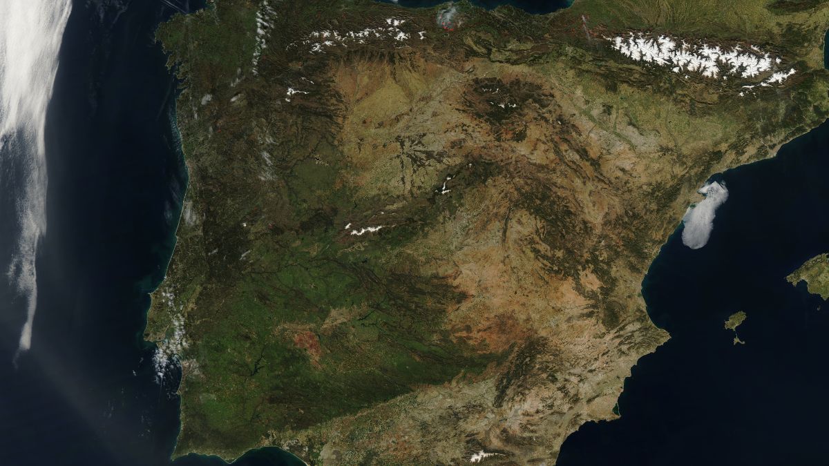 A aproximação entre as placas da África e da Eurásia explica o movimento gradual que afeta Espanha e Portugal