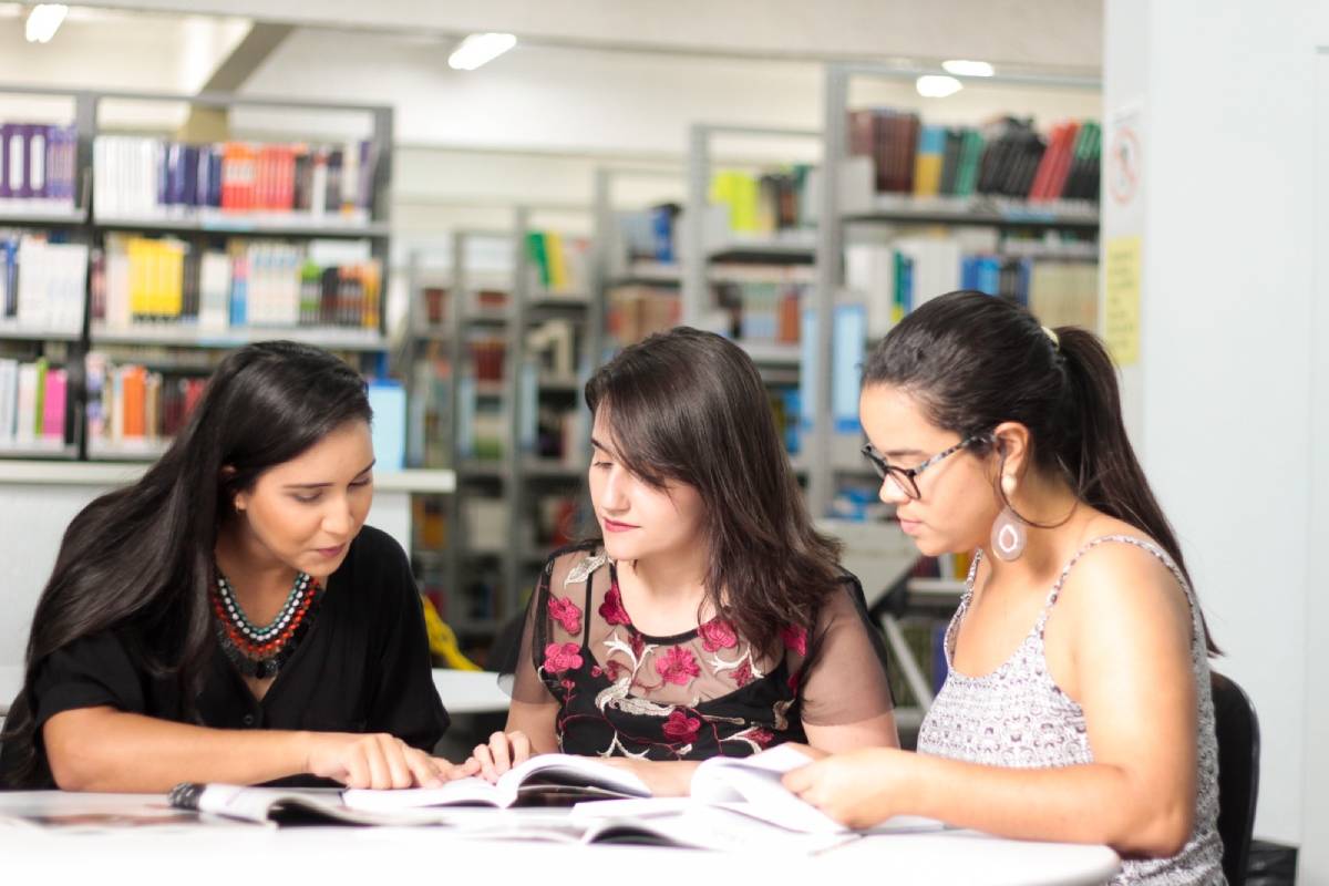   Indicadores nacionais e internacionais reforçam essa urgência