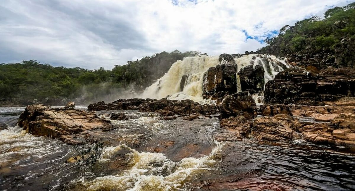 Natureza preservada, cachoeiras de águas cristalinas, trilhas para todos os níveis e um forte componente místico transformaram a Chapada em um destino experiencial