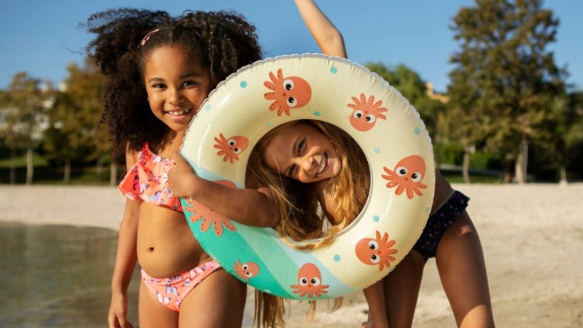 Destinos se destacam pelo mar calmo e ambiente acolhedor, perfeitos para férias com crianças.