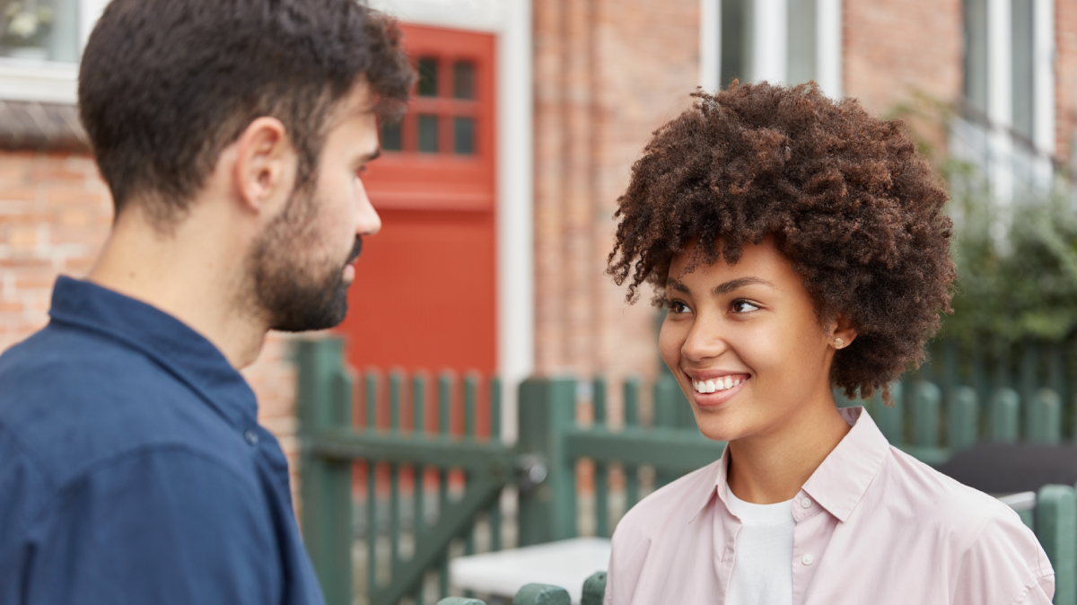 O olhar fixo de um homem pode gerar interpretações distintas