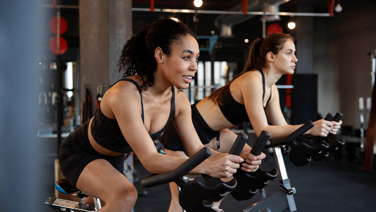 Com a chegada do período pré-verão, muita gente entra no famoso "Projeto Verão", ajustando dieta, treino e rotina para tentar acelerar os resultados.