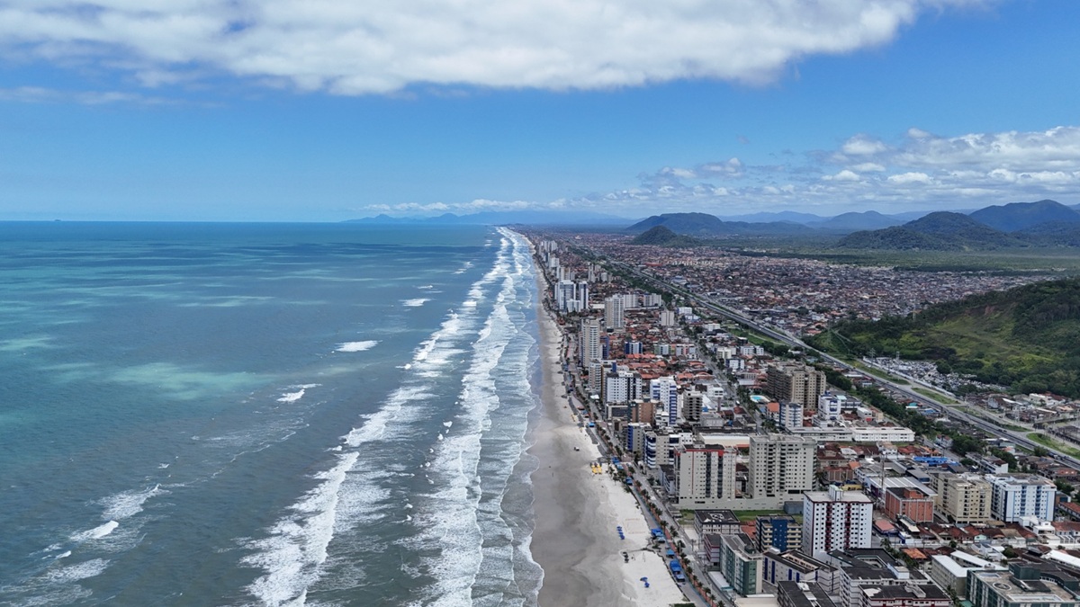 Programação integra o Mongaguá Verão 2026 e se estende do Réveillon aos primeiros dias de janeiro, com opções para moradores e turistas