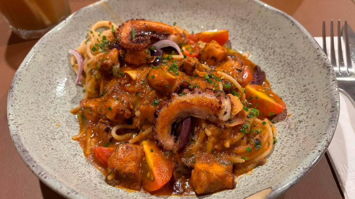 A cidade de Santos se destaca pelo cenário gastronômico diverso e em constante movimento.