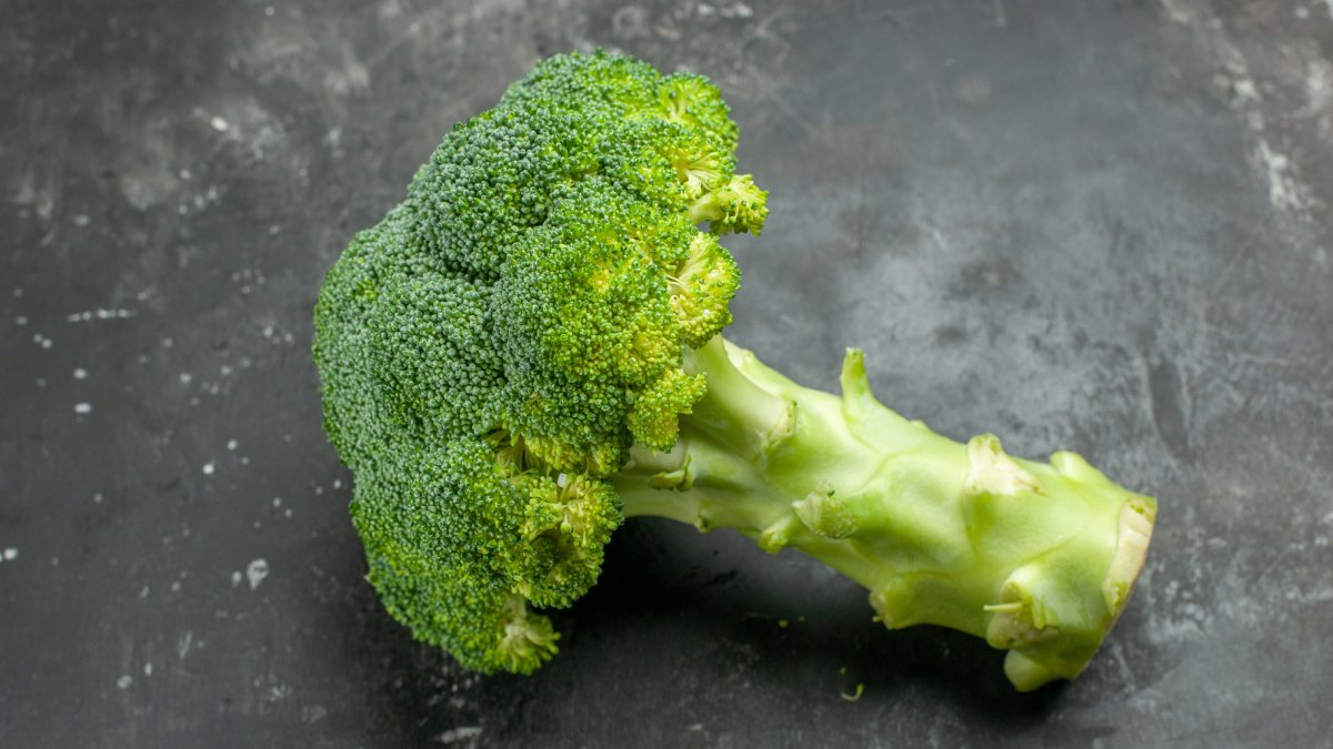 Sinais simples para identificar um brócolis no auge do sabor
