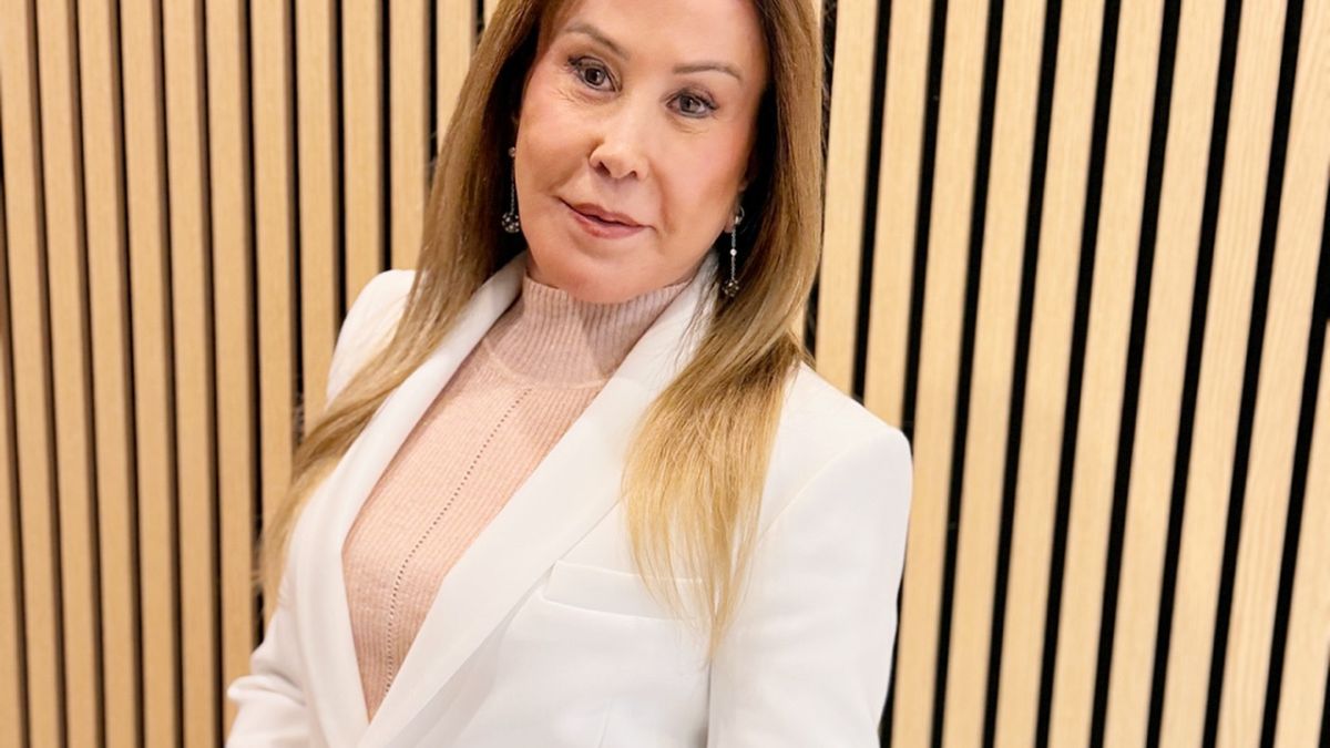 Zilu Camargo sofreu um acidente doméstico ao cair de uma escada