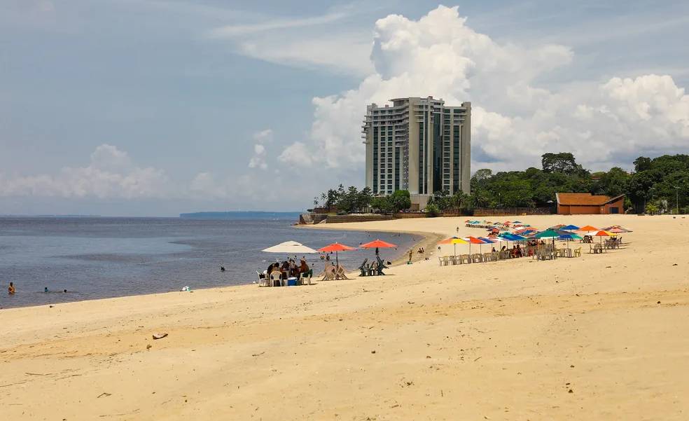 A região está entre as áreas litorâneas com menor índice de chuvas do Brasil, graças ao clima quente e relativamente seco