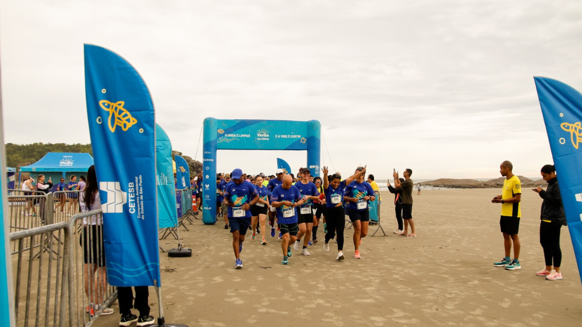 O projeto Verão no Clima no litoral paulista leva esporte, educação ambiental e cultura para moradores e turistas