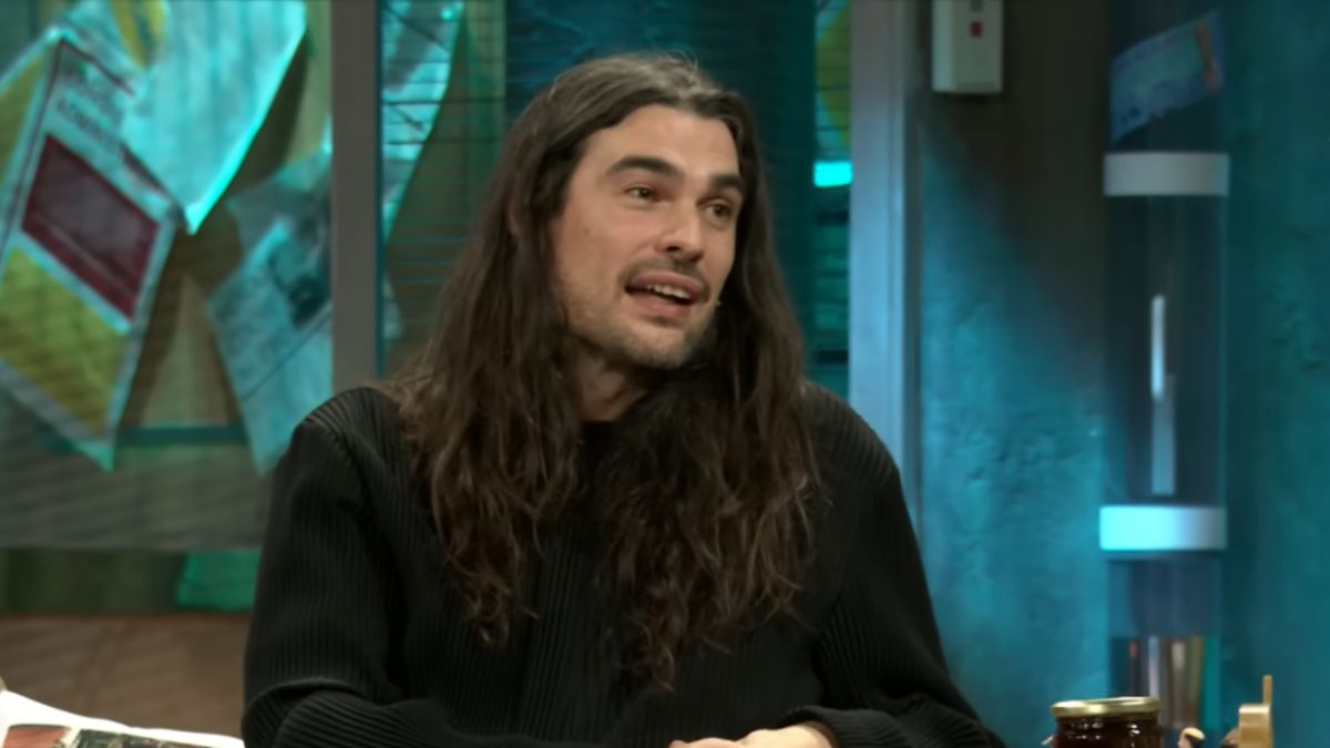 Diretor franco-espanhol Oliver Laxe, indicado por 'Sirat', se equivocou ao falar sobre votação dos brasileiros no Oscar