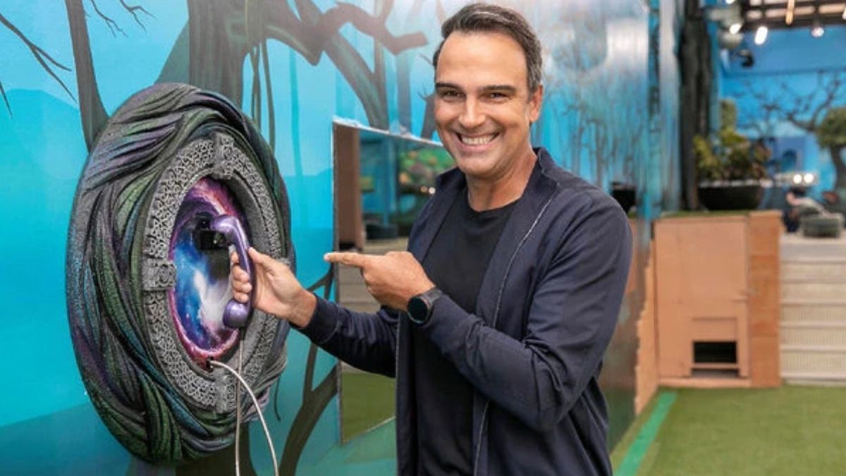 Dentro da casa, outra novidade: haverá três aparelhos de Big Fone, cabendo ao público decidir qual deles enviará a mensagem quando for atendido.