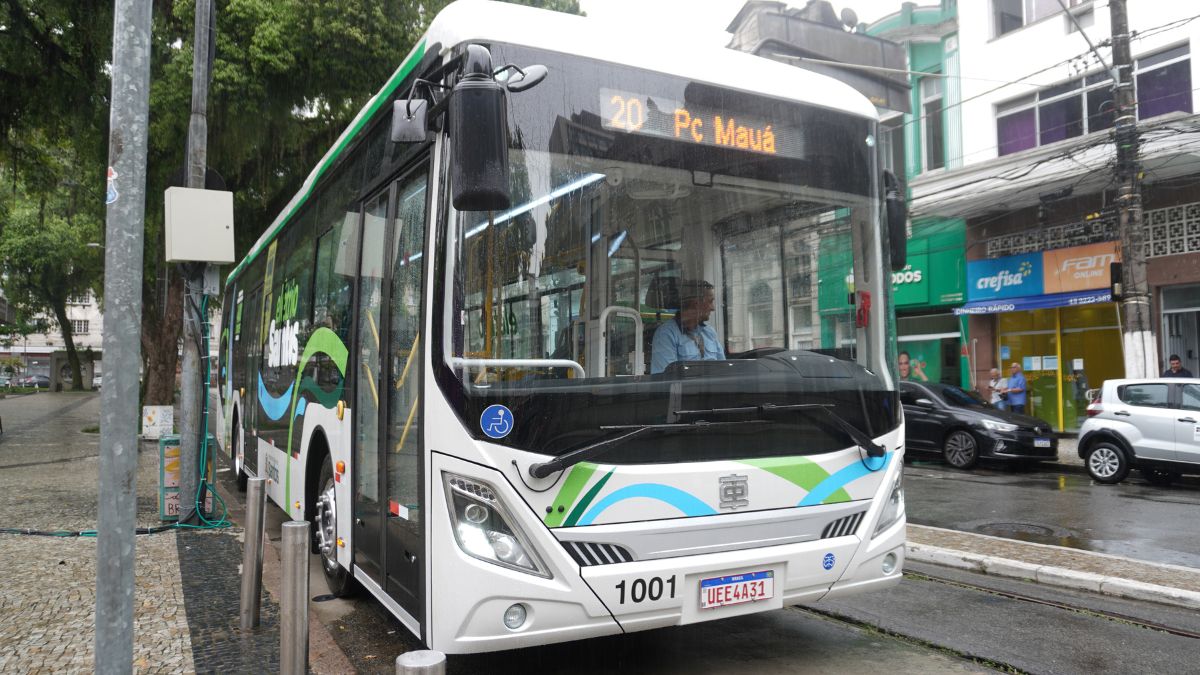 Com idade média da frota entre as menores do país, prefeitura reforça estratégia de mobilidade sem aumentar a passagem.