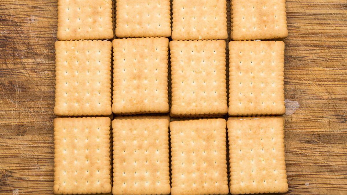 Criado na França em 1886, o design clássico esconde uma representação simbólica do tempo que você nunca percebeu.