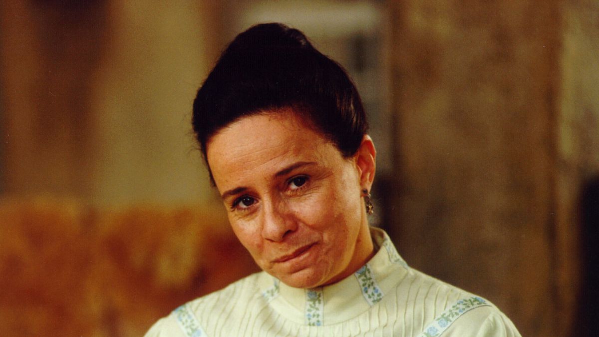 Débora Duarte (Maria do Socorro)