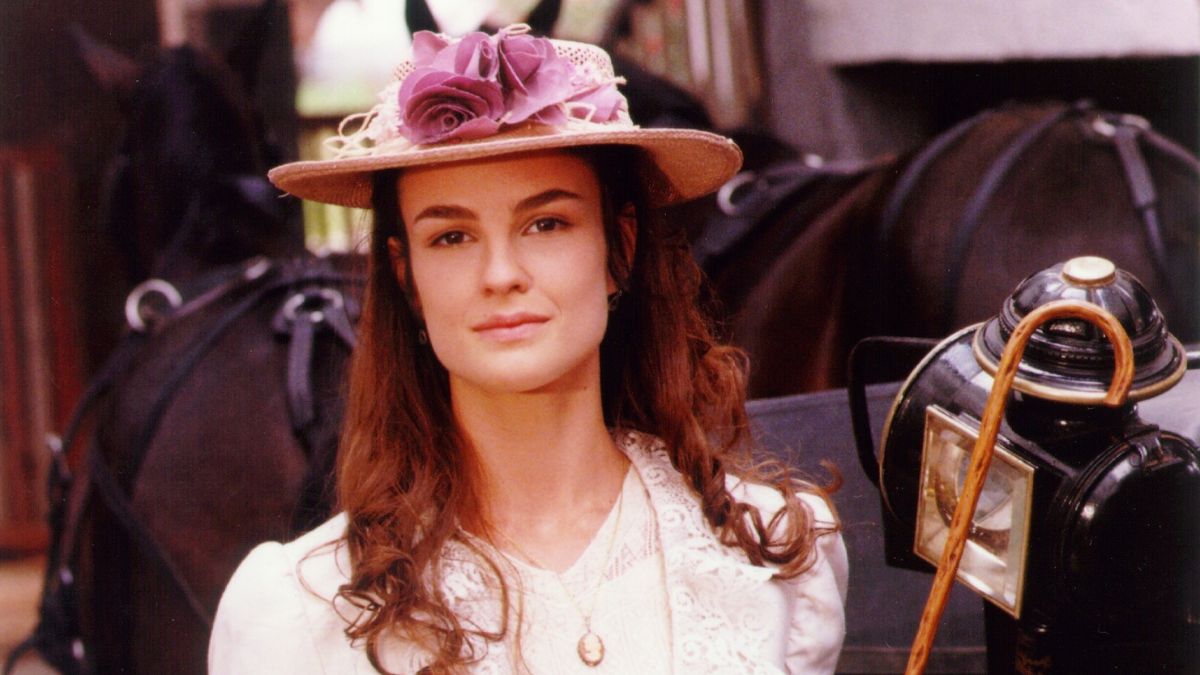 Rosana (Carolina Kasting)