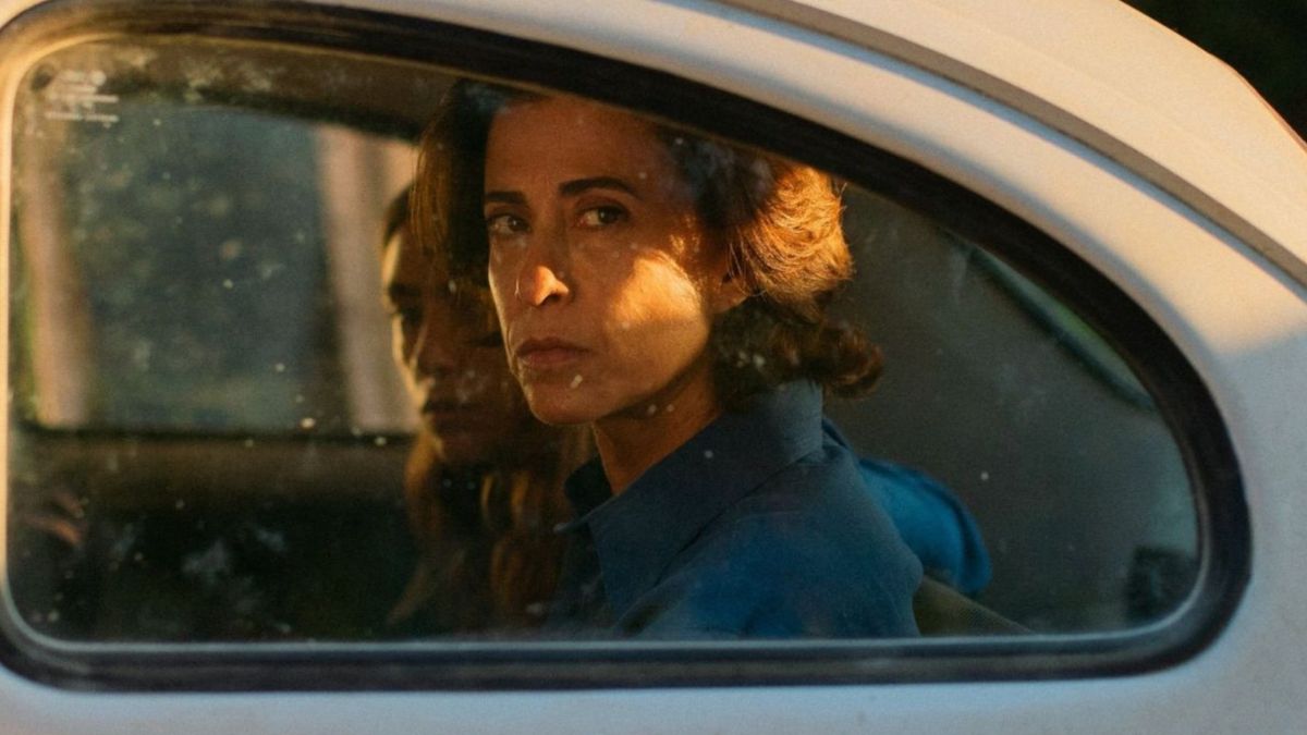 Fernanda Torres reage à vitória de Wagner Moura no Globo de Ouro