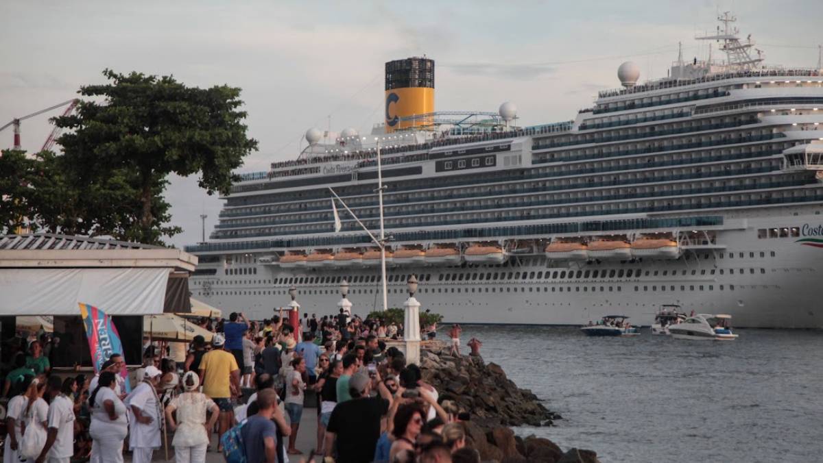 O Porto de Santos ainda recebeu sete navios de cruzeiro no período, totalizando 9.964 passageiros