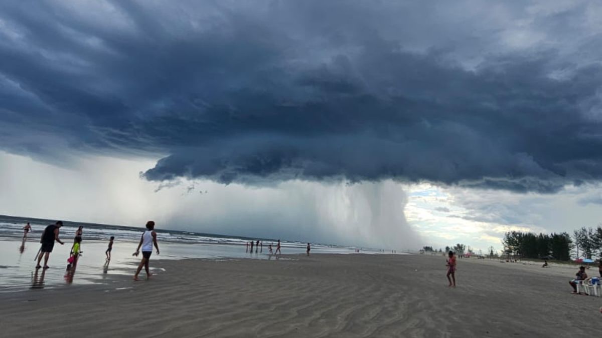 A primeira chuva do ano que atingiu o litoral de São Paulo