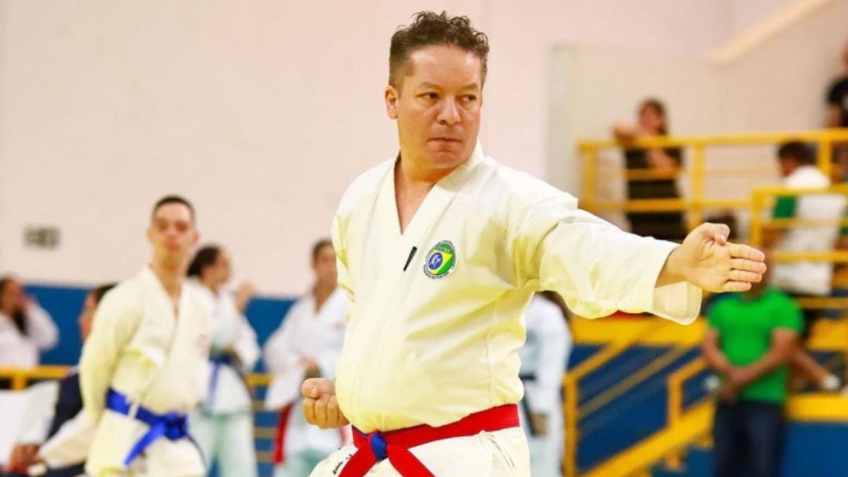 O projeto social JB Kids Karatê oferece aulas gratuitas para jovens e adultos em Ilhabela