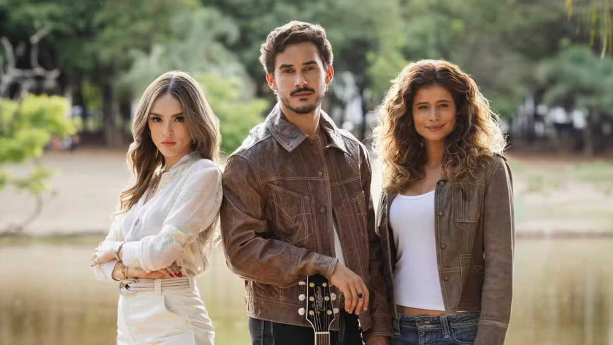 Naiane Sampaio (Isabelle Drummond), João Raul (Filipe Bragança) e Agrado Garcia (Isadora Cruz)