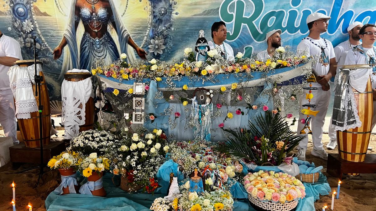 Ilhabela realiza mais uma edição da tradicional Festa de Iemanjá