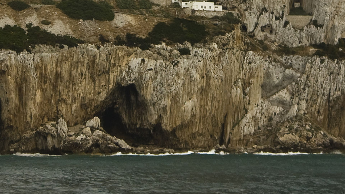 Gibraltar pode ter sido o último refúgio dos neandertais no mundo antes de sua extinção definitiva