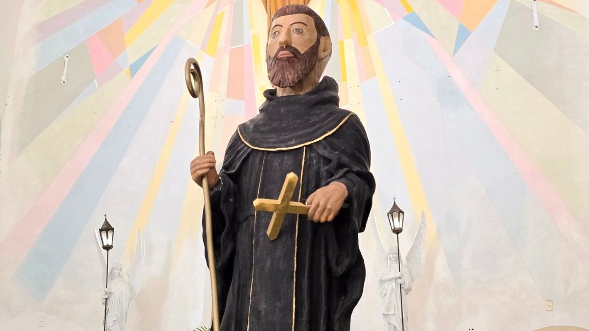 As atividades solenes começam às 8h com uma missa festiva na Paróquia