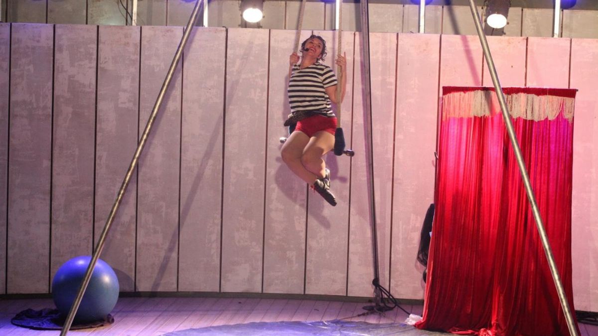 Edital Facult 2026 destina verba a 50 projetos, desde circo e teatro a cinema e artes de rua.