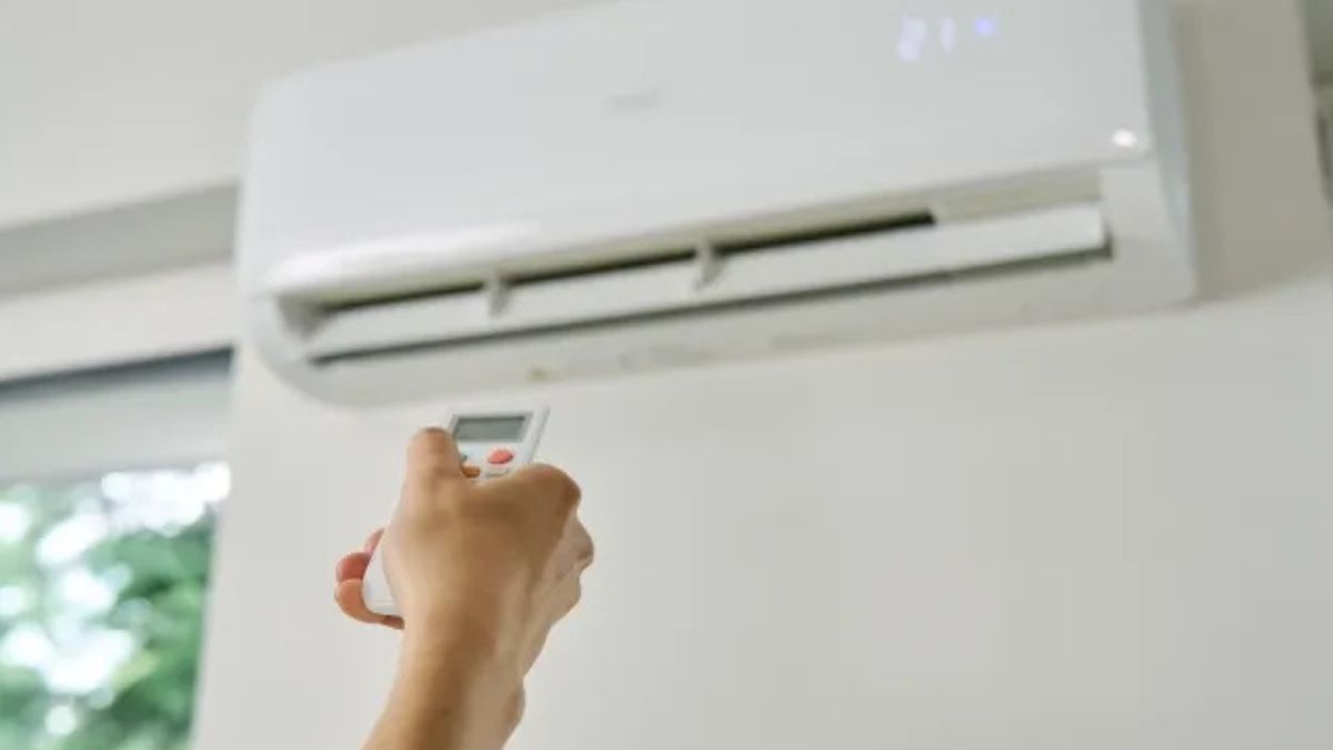 Análise financeira mostra que aparelhos de janela são mais baratos tanto na loja quanto na conta mensal de energia