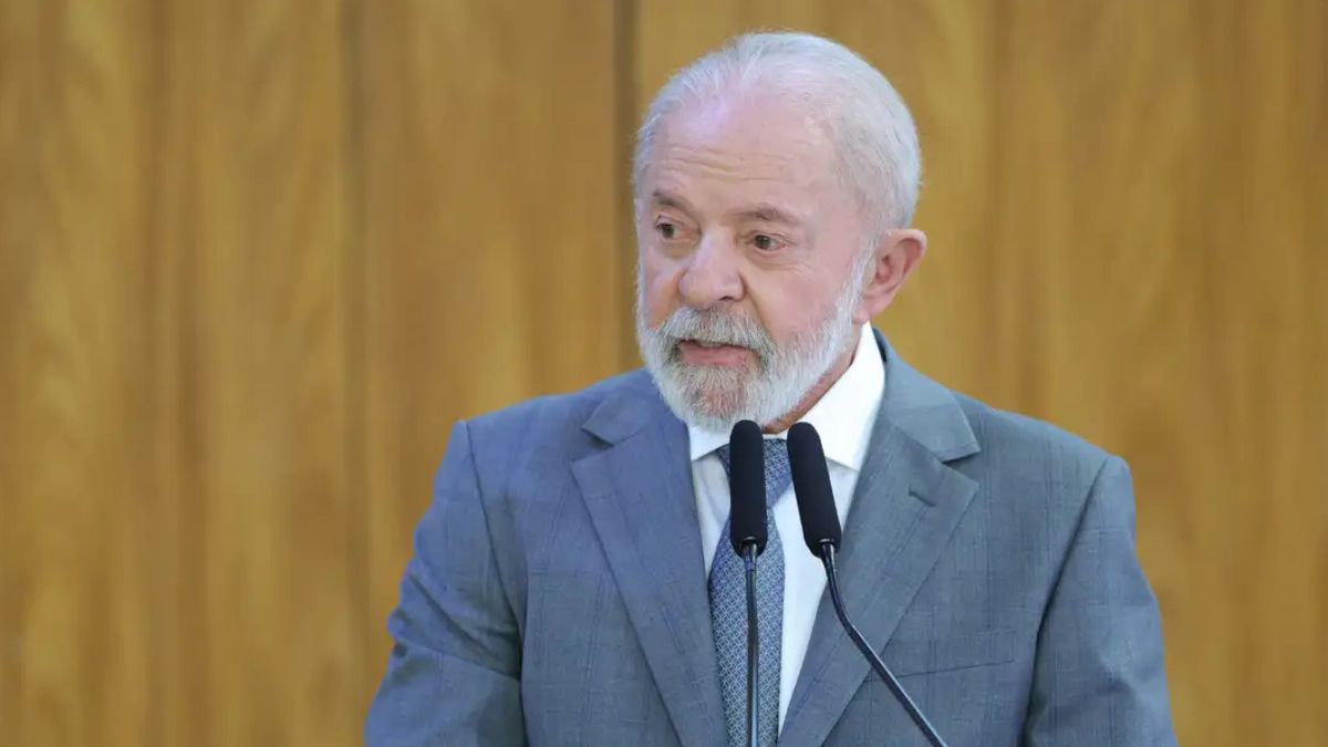 Veto foi simbolicamente assinado em cerimônia que marcou os 3 anos das invasões