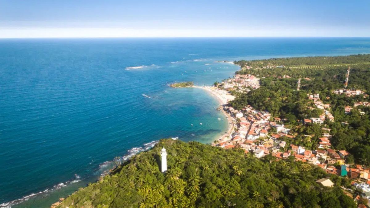 Morro de São Paulo não é apenas um destino, é uma experiência de descompressão absoluta