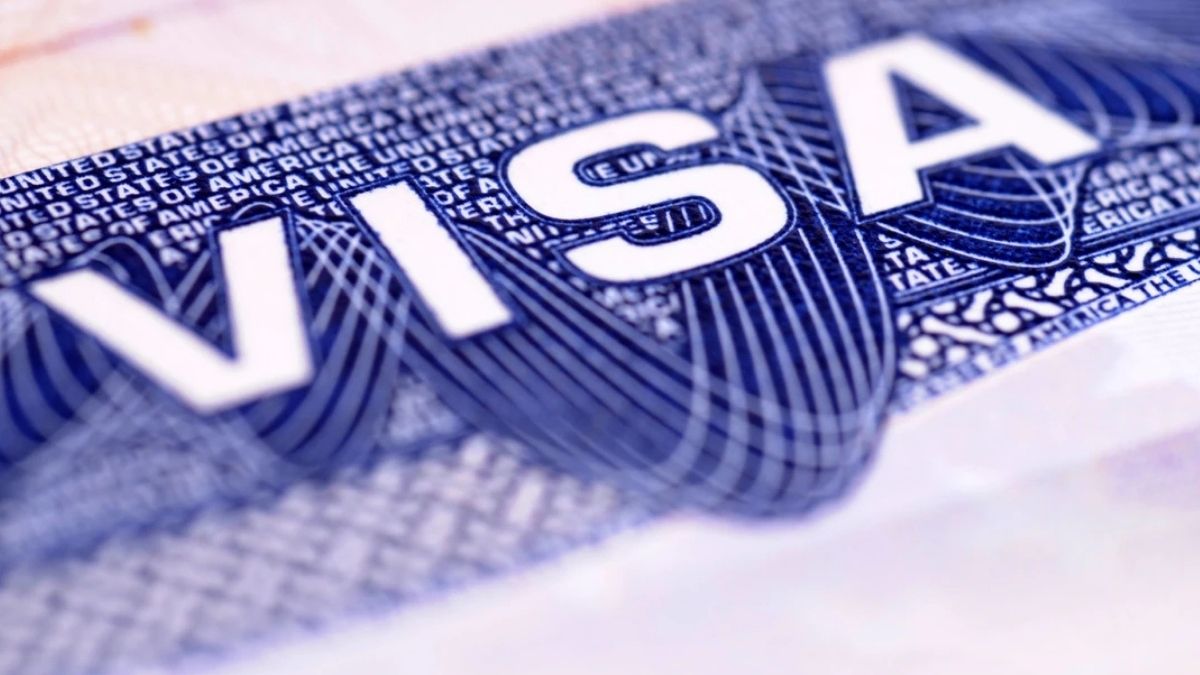 Brasil está em lista de 75 países com vistos congelados