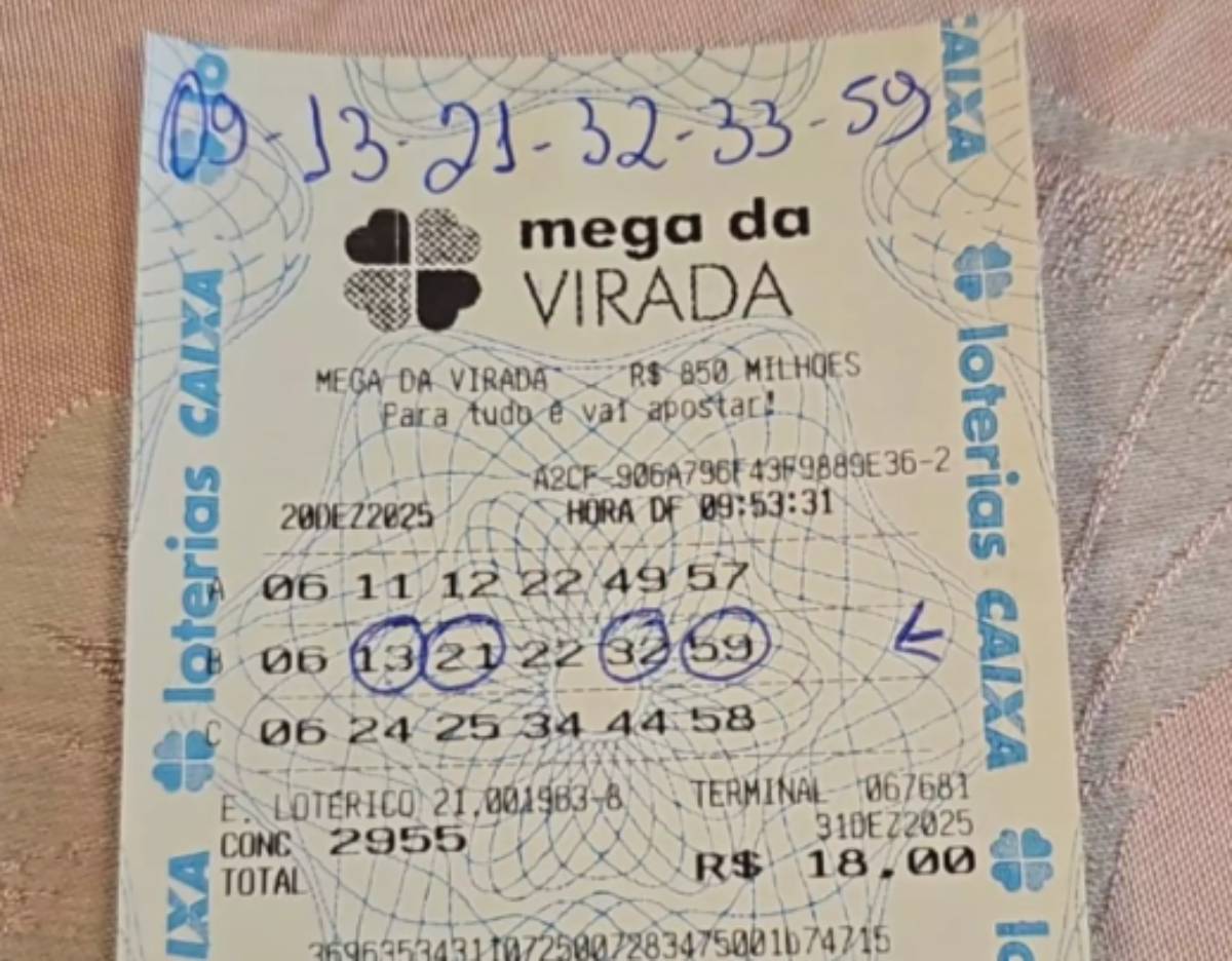 Em uma foto do recibo que comprova o jogo, os números escolhidos foram: 06, 13, 21, 22, 32 e 59