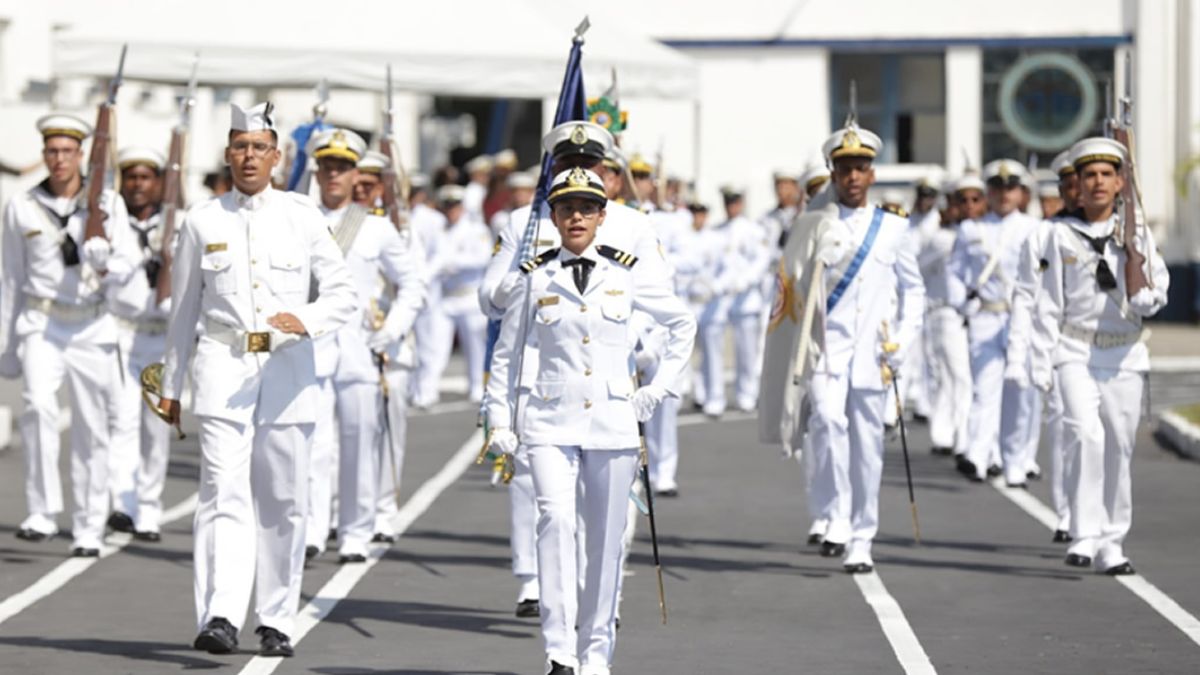 Oportunidade oferece estabilidade, bolsa-auxílio durante a formação e benefícios como assistência médica e odontológica