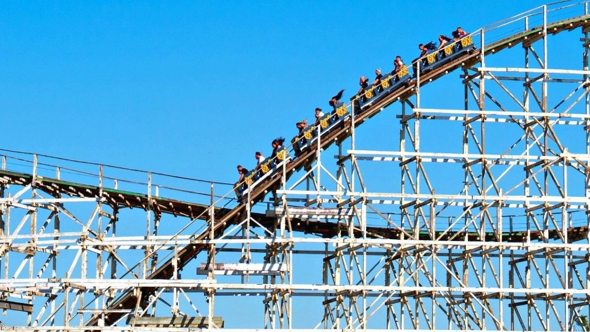 A Montezum descendo em seu trajeto normal, atingindo mais de 100 km/h