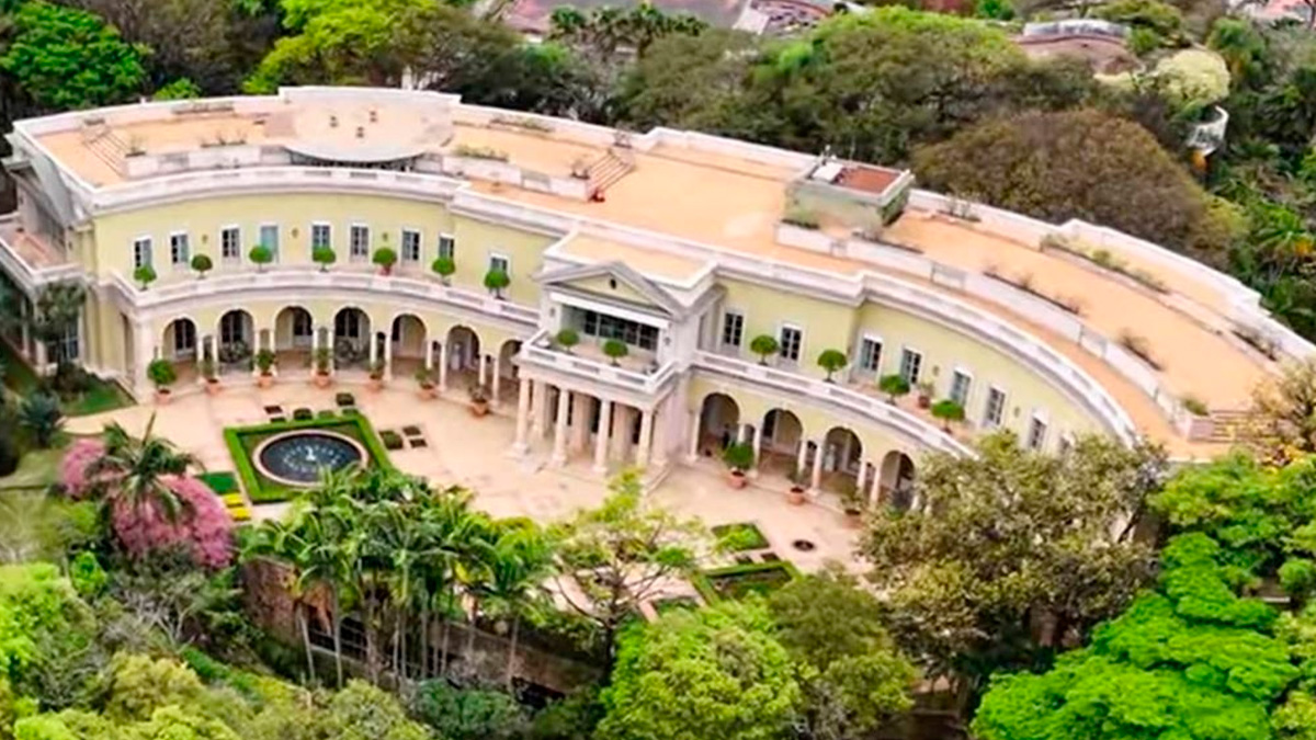 Com patrimônio estimado em R$ 120,5 bilhões, Vicky Safra aparece em 2025 como a segunda brasileira mais rica