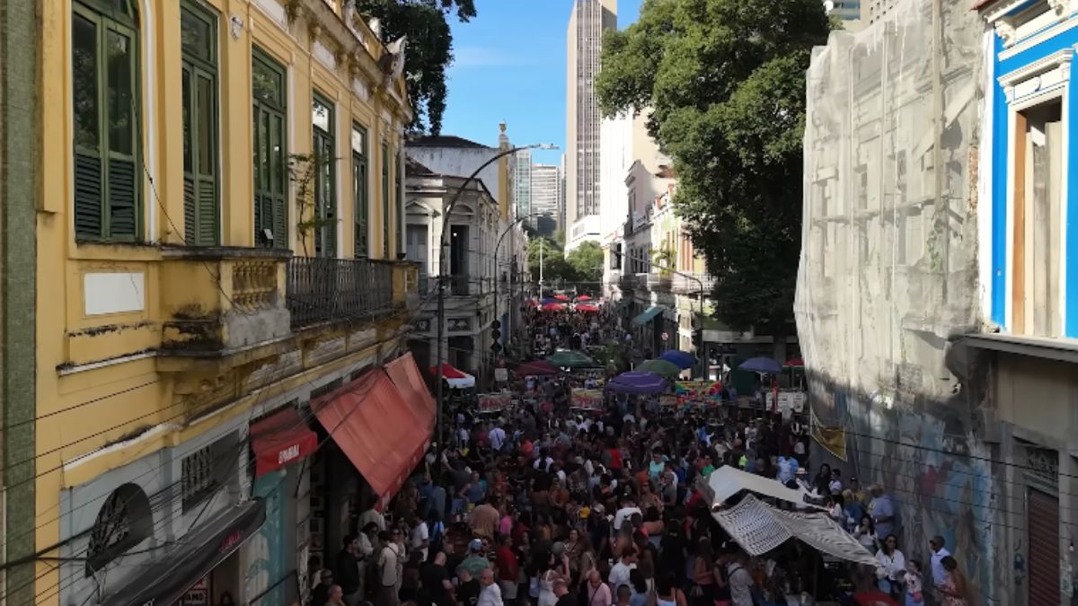 Essa rua é considerada como a mais alegre do mundo e superou outros endereços de países como Japão e EUA