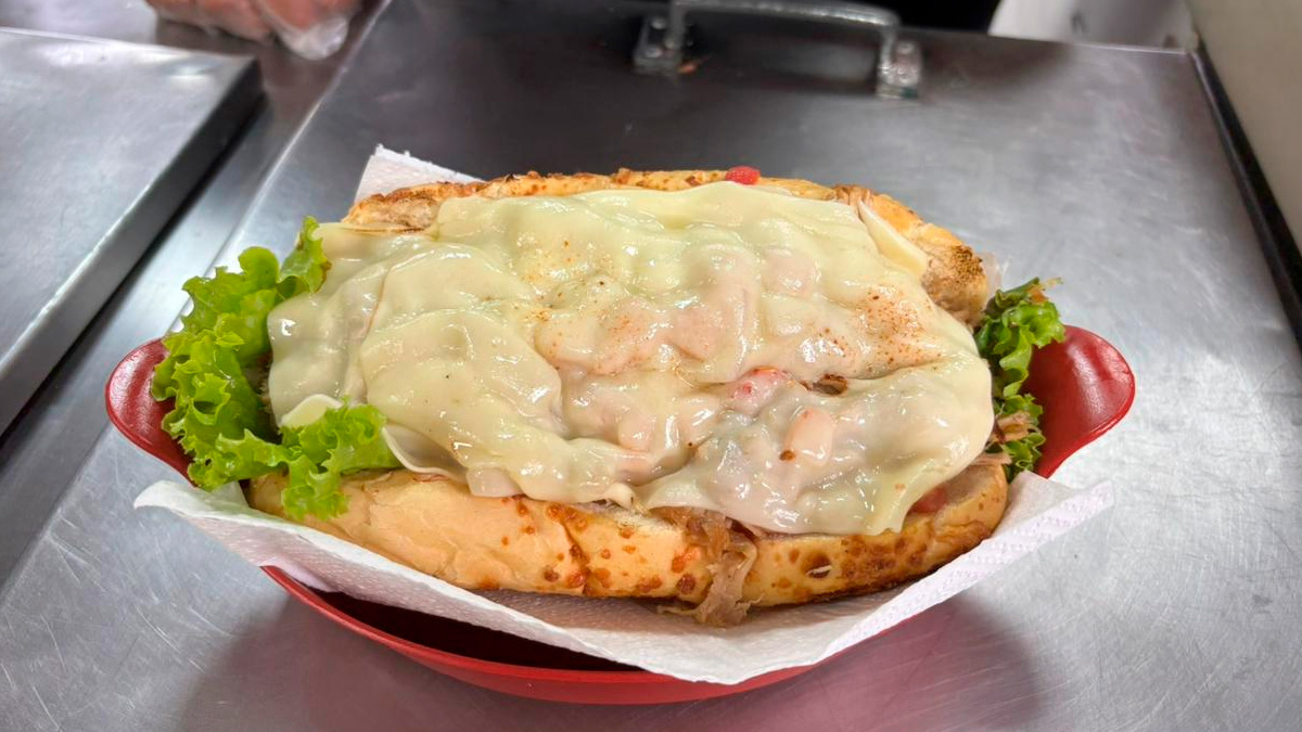 Não importa quanto tempo passe, para quem frequenta a Vila Belmiro o futebol não termina com o apito final.