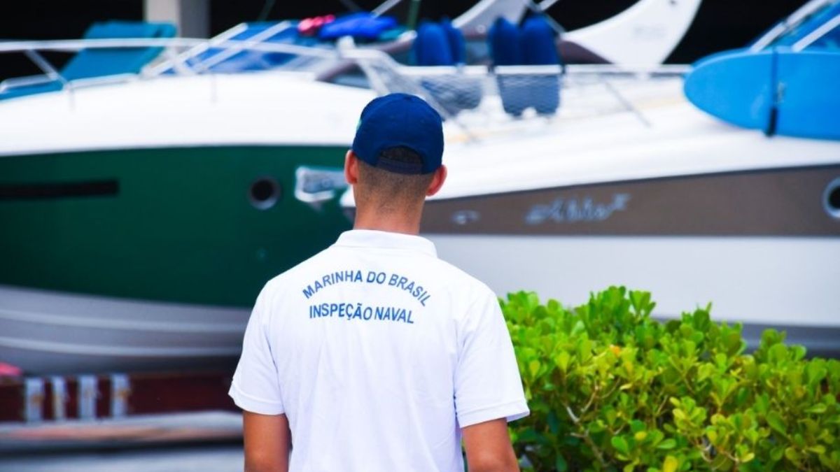 São Vicente realizou uma fiscalização que resultou em 64 abordagens a lanchas, botes e motos aquáticas