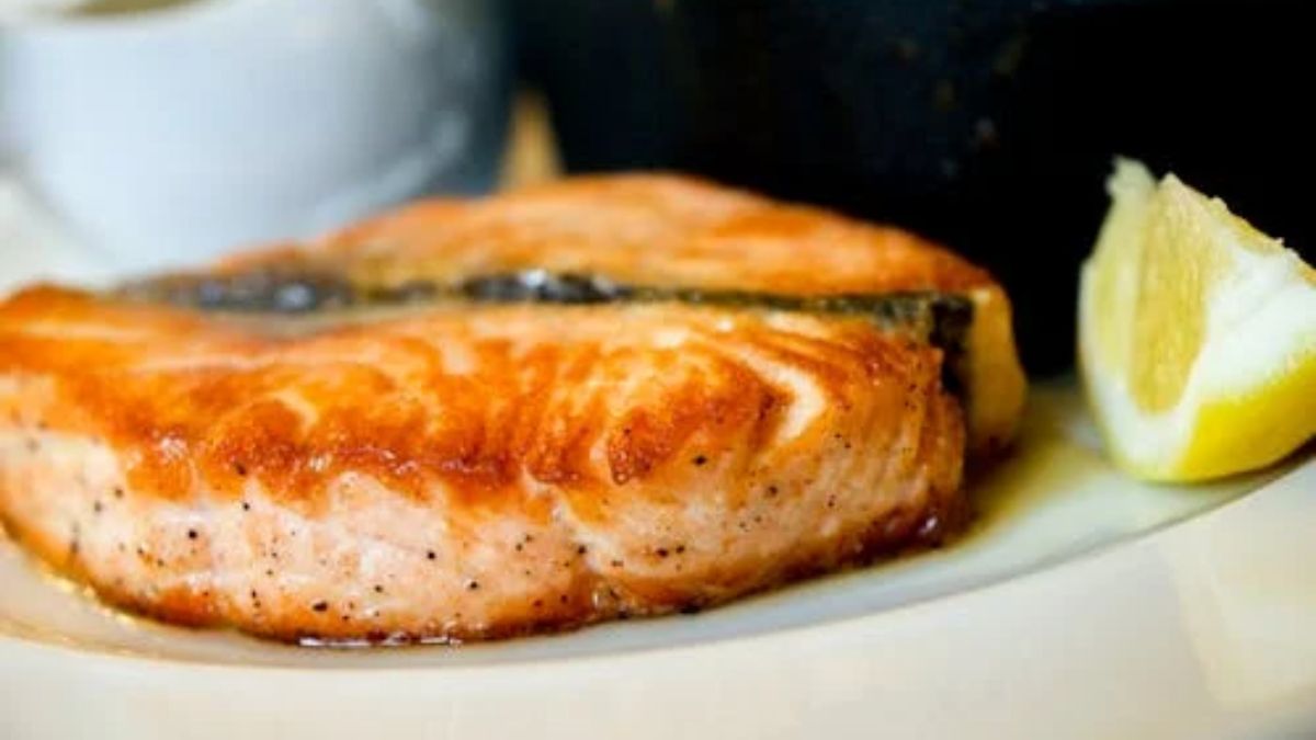 Esse peixe consegue ser mais saudável que o Salmão, por conta de diversos quesitos, como a diferença da presença de ômega-3 em sua composição